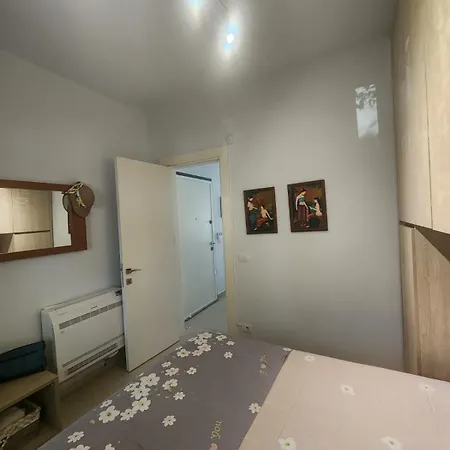 Sea & Forest View Apartment Draç