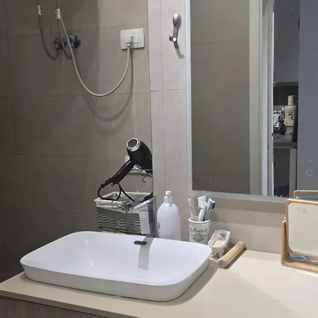 Sea & Forest View Apartment